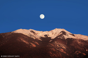 Full Moon Snowshoe Hikes